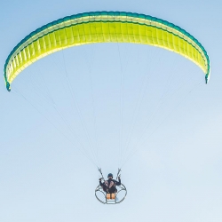 Motorschirmfliegen