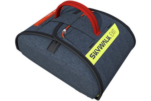 Skywalk Exit front container 